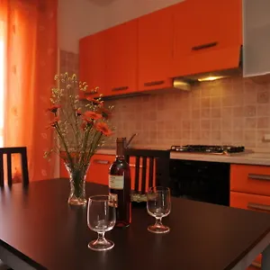 Hotel apartamentowy Karol